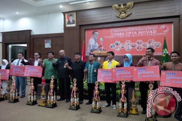Pemprov Banten berikan penghargaan karya cipta inovasi 2016